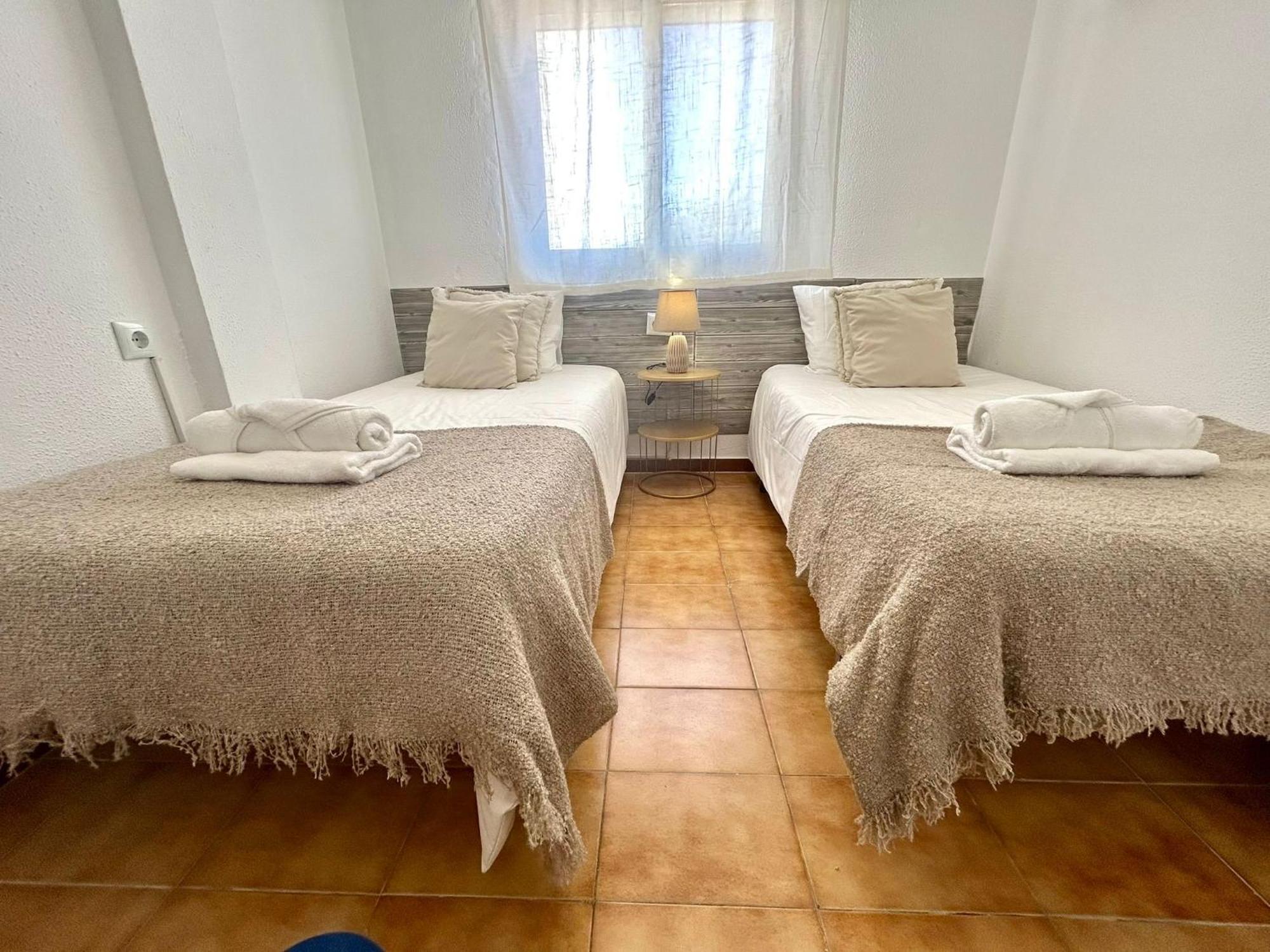 אל פוארטו דה סנטה מריה Gatu Villa Mar "Preferente Para Mayores De 25 Anos Y Familias " מראה חיצוני תמונה